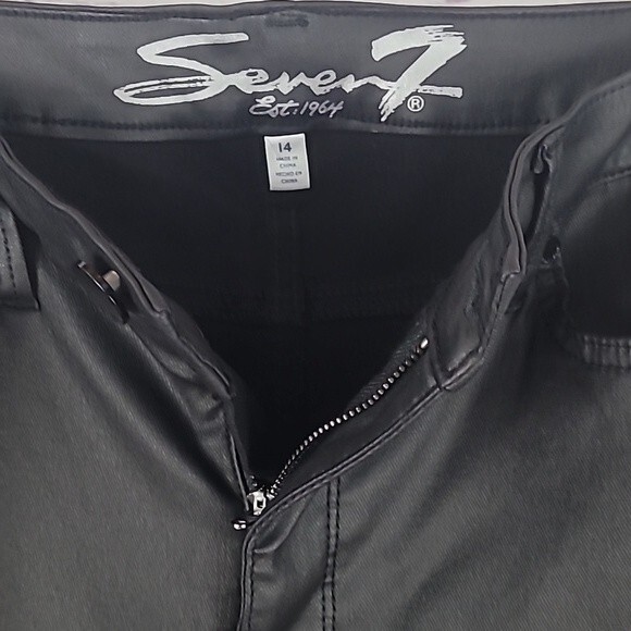 Seven 7 Black Ultra Skinny Faux Leather pants. Size 14. - Picture 6 of 11